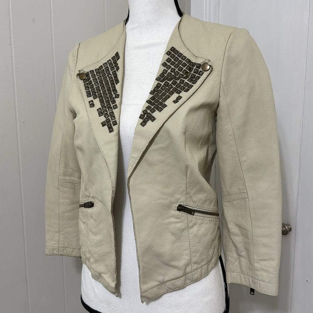 Topshop Real Leather Beige Studded Cropped Jacket Size 8 (UK) / Size 4 US